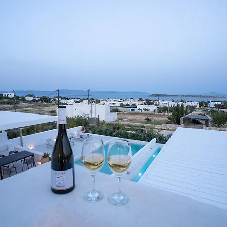 Paros Breeze Luxury Drios