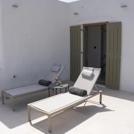 Paros Breeze Luxury Drios
