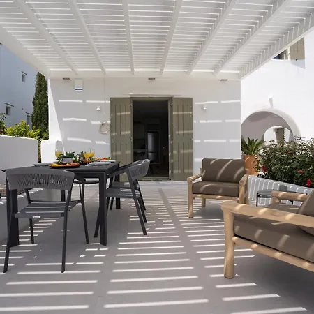 Paros Breeze Luxury