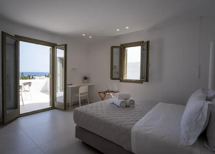 Paros Breeze Luxury دريوس